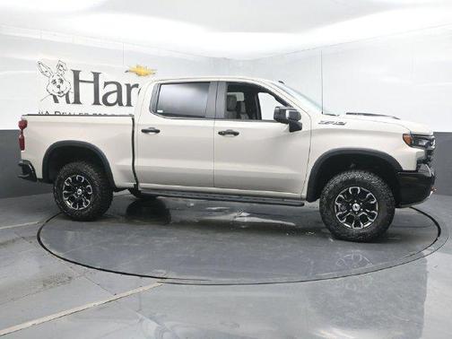White Sand 2026 Chevrolet Silverado 1500 ZR2
