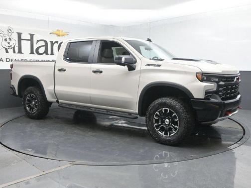 White Sand 2026 Chevrolet Silverado 1500 ZR2