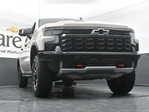 White Sand 2026 Chevrolet Silverado 1500 ZR2