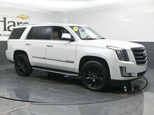 Crystal White Tri-Coat 2019 Cadillac Escalade Luxury