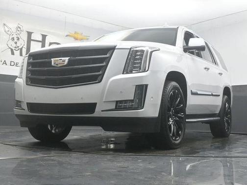 Crystal White Tri-Coat 2019 Cadillac Escalade Luxury