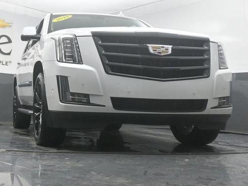 Crystal White Tri-Coat 2019 Cadillac Escalade Luxury