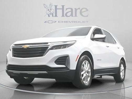 Iridescent Pearl Tricoat 2023 Chevrolet Equinox 1LT