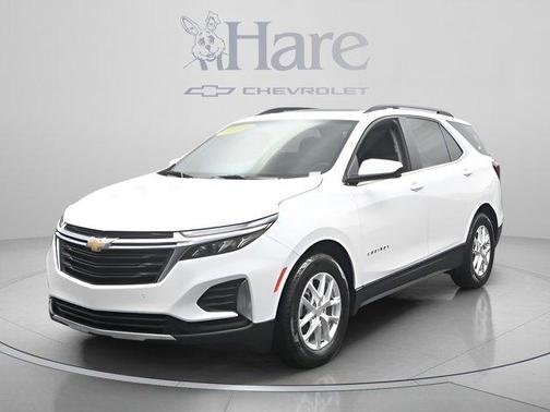 Iridescent Pearl Tricoat 2023 Chevrolet Equinox 1LT