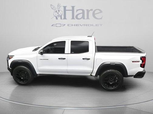 Summit White 2023 Chevrolet Colorado Trail Boss