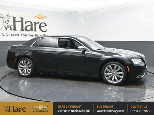 2021 Chrysler 300 Touring L