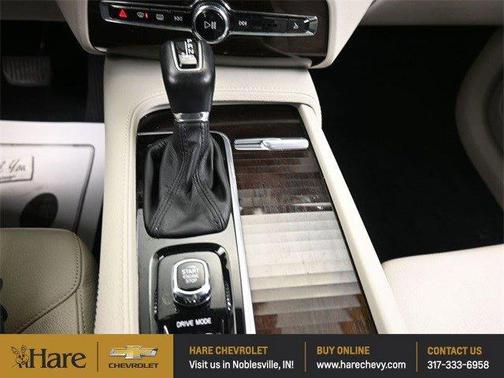 2019 Volvo XC90 T5 Momentum