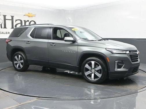 2022 Chevrolet Traverse LT Leather