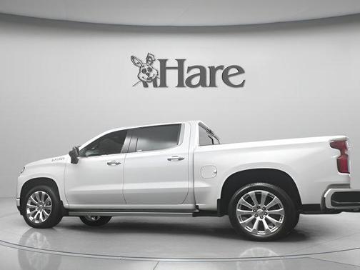 Iridescent Pearl Tricoat 2021 Chevrolet Silverado 1500 High Country