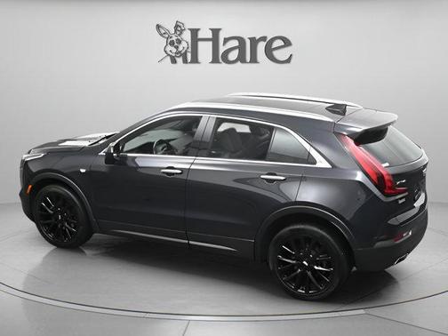 Metallic 2023 Cadillac XT4 Luxury