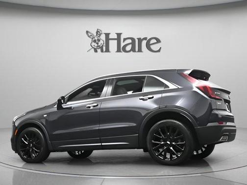 Metallic 2023 Cadillac XT4 Luxury