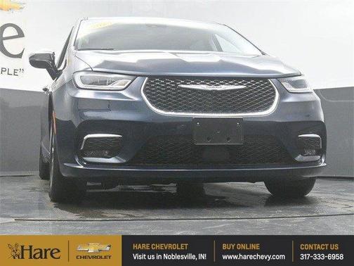 2023 Chrysler Pacifica Hybrid Limited