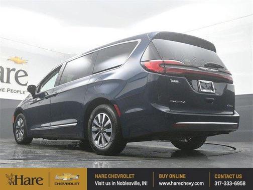 2023 Chrysler Pacifica Hybrid Limited