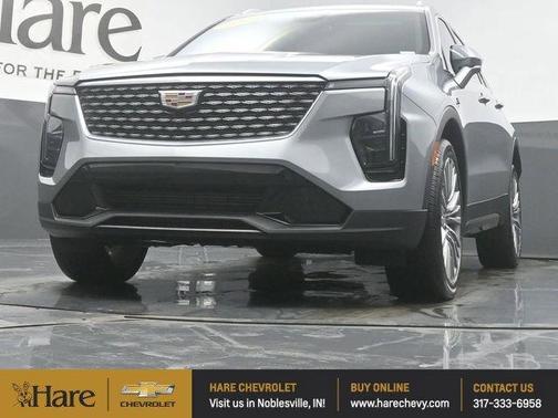 2024 Cadillac XT4 Premium Luxury