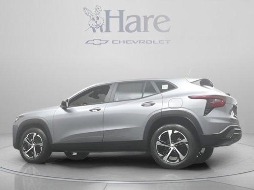 Sterling Gray Metallic 2026 Chevrolet Trax 1RS