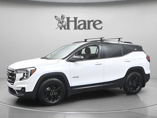 Summit White 2023 GMC Terrain AT4