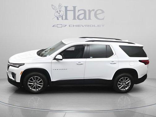 Summit White 2023 Chevrolet Traverse LT Cloth