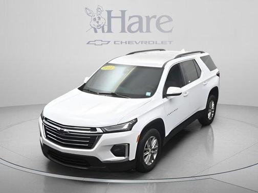 Summit White 2023 Chevrolet Traverse LT Cloth