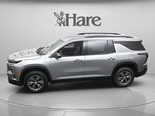 Sterling Gray Metallic 2027 Chevrolet Traverse LT