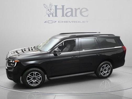 Black Metallic 2025 Ford Expedition Active