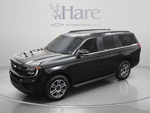 Black Metallic 2025 Ford Expedition Active