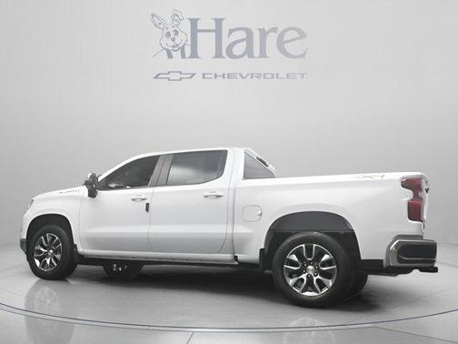 Summit White 2026 Chevrolet Silverado 1500 LT