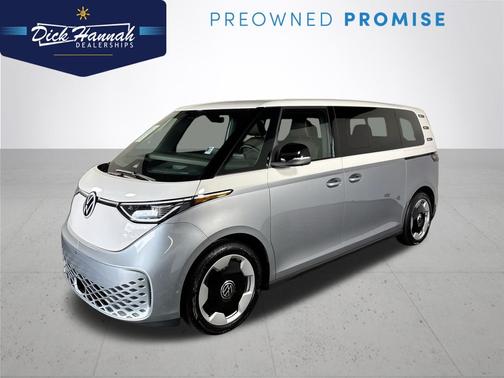 Metro Silver W/Candy White Upper 2025 Volkswagen ID. Buzz Pro S Plus