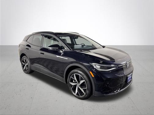 Deep Black Pearl Effect 2023 Volkswagen ID.4 Pro S