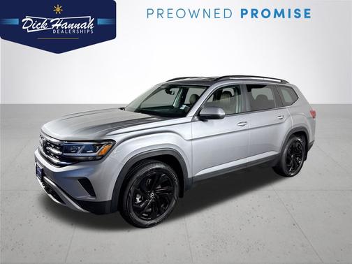 Pyrite Silver Metallic 2023 Volkswagen Atlas 3.6 SE w/ Technology