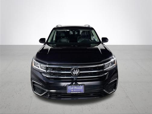 Deep Black Pearl Effect 2023 Volkswagen Atlas 3.6 SEL Premium R-Line