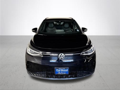Deep Black Pearl Effect 2023 Volkswagen ID.4 Pro S