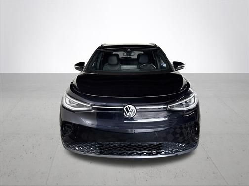 Deep Black Pearl Effect 2023 Volkswagen ID.4 Pro S