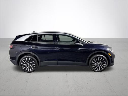 Deep Black Pearl Effect 2023 Volkswagen ID.4 Pro S Plus