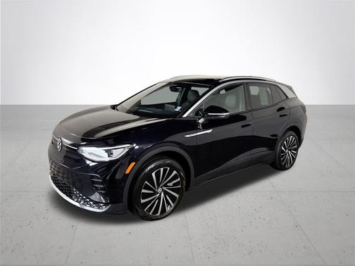 Deep Black Pearl Effect 2023 Volkswagen ID.4 Pro S Plus