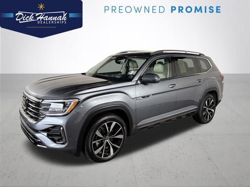 Platinum Gray Metallic 2024 Volkswagen Atlas 2.0T SEL Premium R-Line