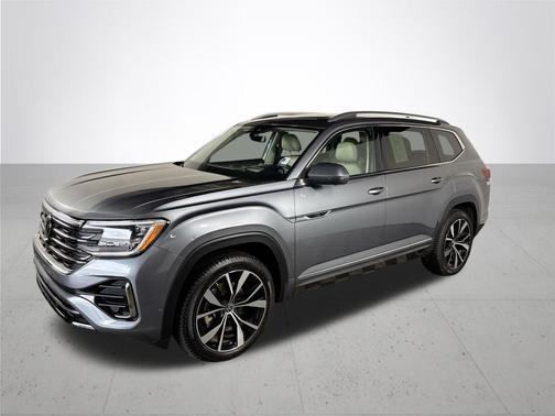 Platinum Gray Metallic 2024 Volkswagen Atlas 2.0T SEL Premium R-Line