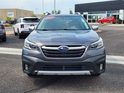 2022 Subaru Outback Touring XT