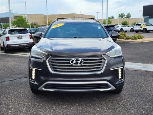 2017 Hyundai SANTA FE SE