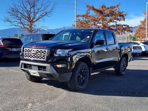 2022 Nissan Frontier SV