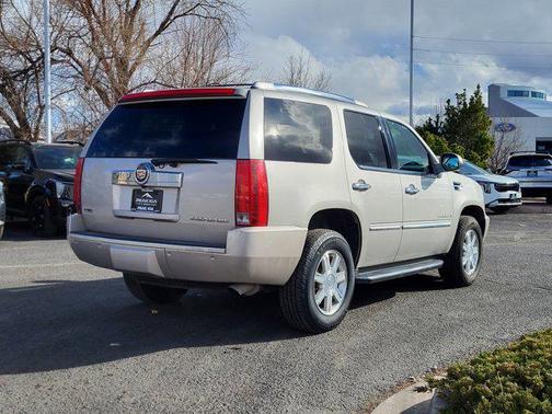 2009 Cadillac Escalade Base