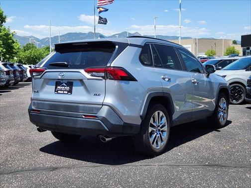 2019 Toyota RAV4 XLE Premium