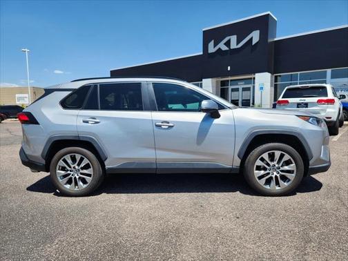 2019 Toyota RAV4 XLE Premium