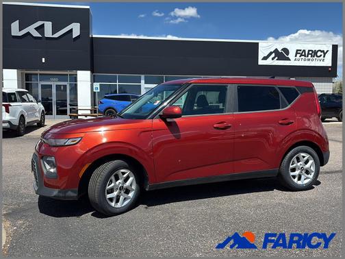 Mars Orange 2022 Kia Soul LX