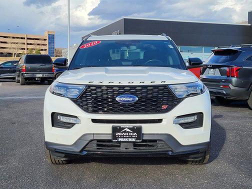 2020 Ford Explorer ST