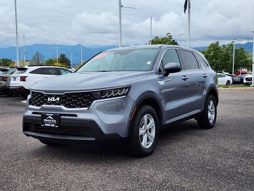 2023 Kia Sorento LX