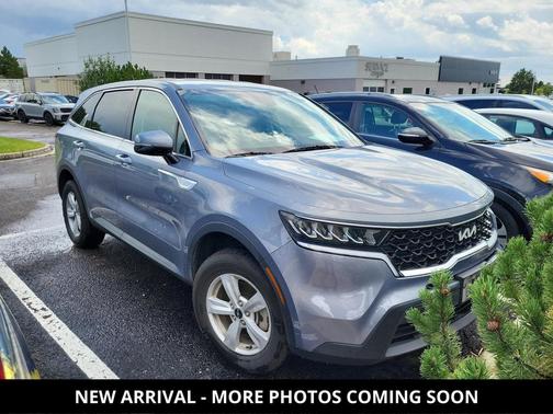 2023 Kia Sorento LX