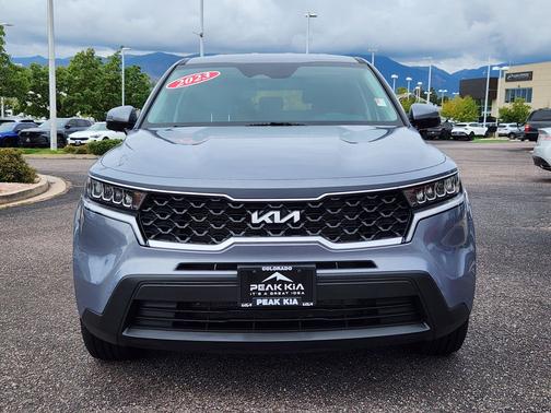 2023 Kia Sorento LX