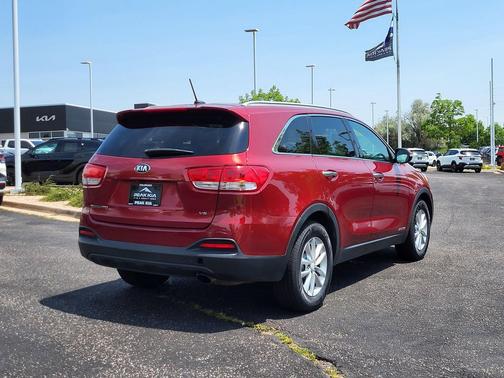 2016 Kia Sorento LX