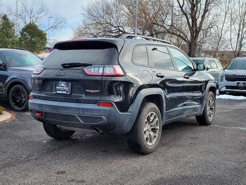 2020 Jeep Cherokee Trailhawk
