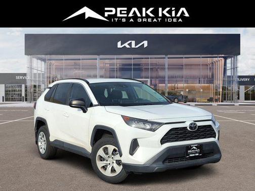 2020 Toyota RAV4 LE